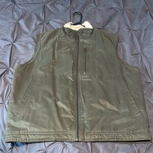 Ariat Men's Olive Green Vest